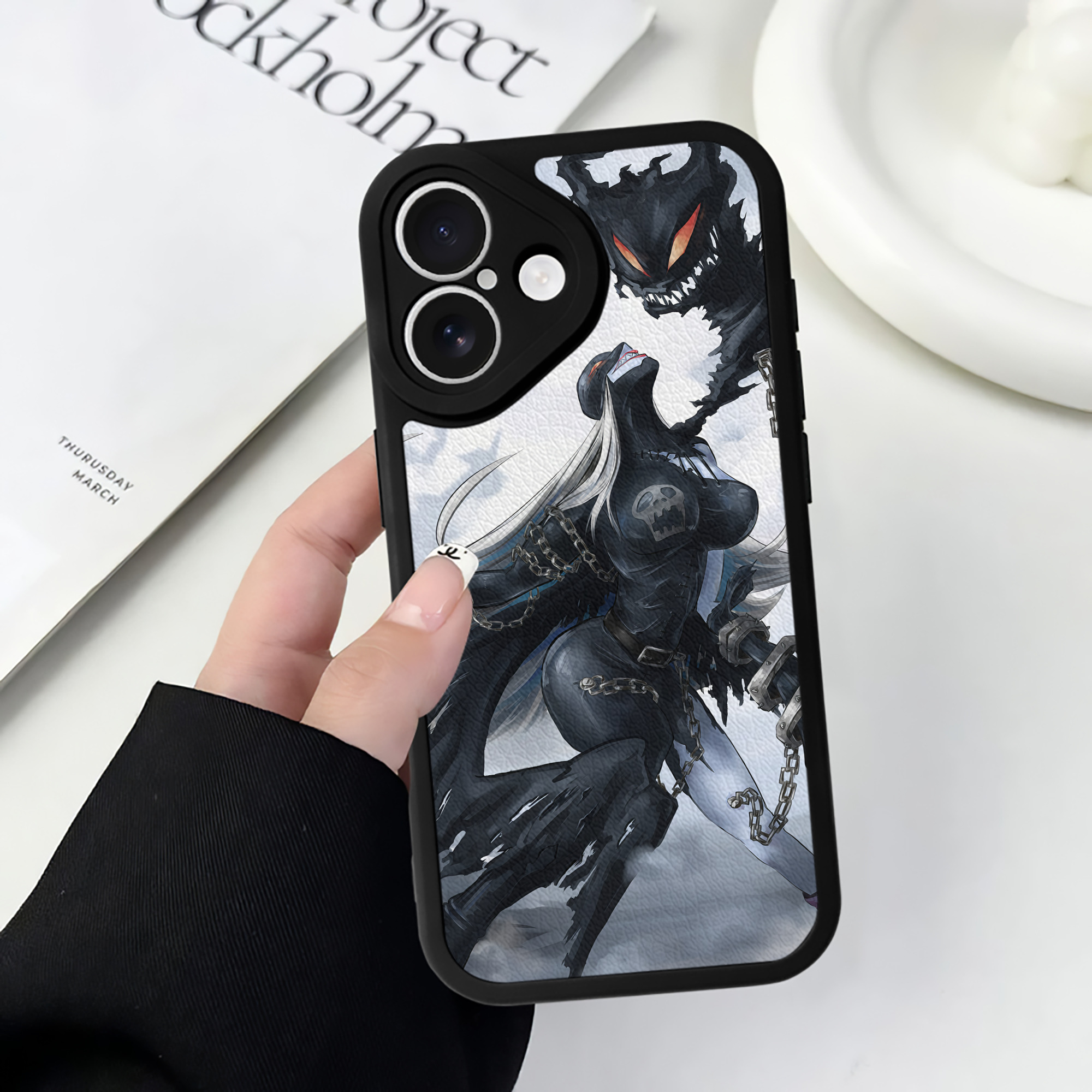 （画像用） Digimon デジタルモンスター/デジモン 【iPhone 16シリーズ対応】シリコンスマホケース（レザー調） 材質：シリコン